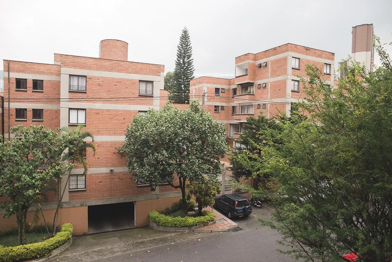 Apartamento En Medellin Alcazar De La Mota Apartment