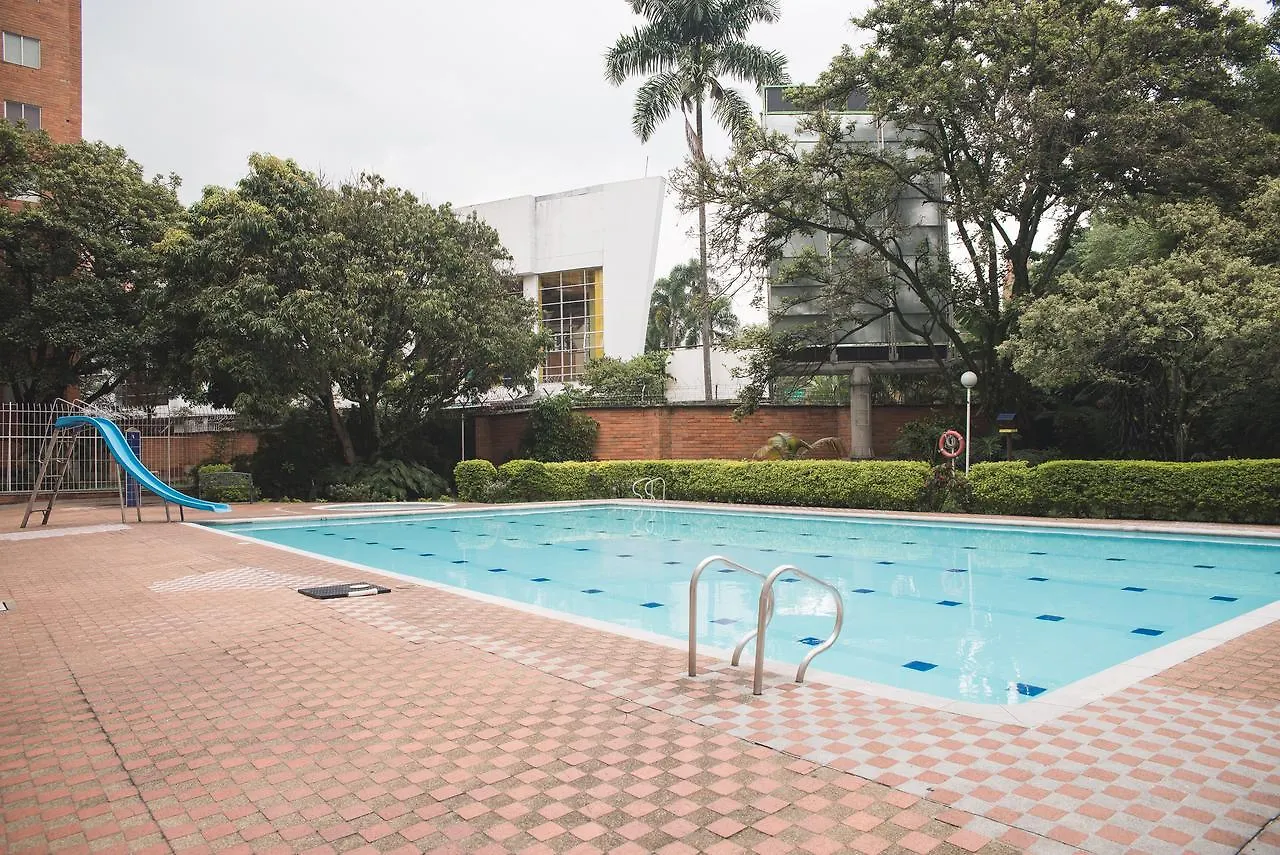 Apartamento En Medellin Alcazar De La Mota