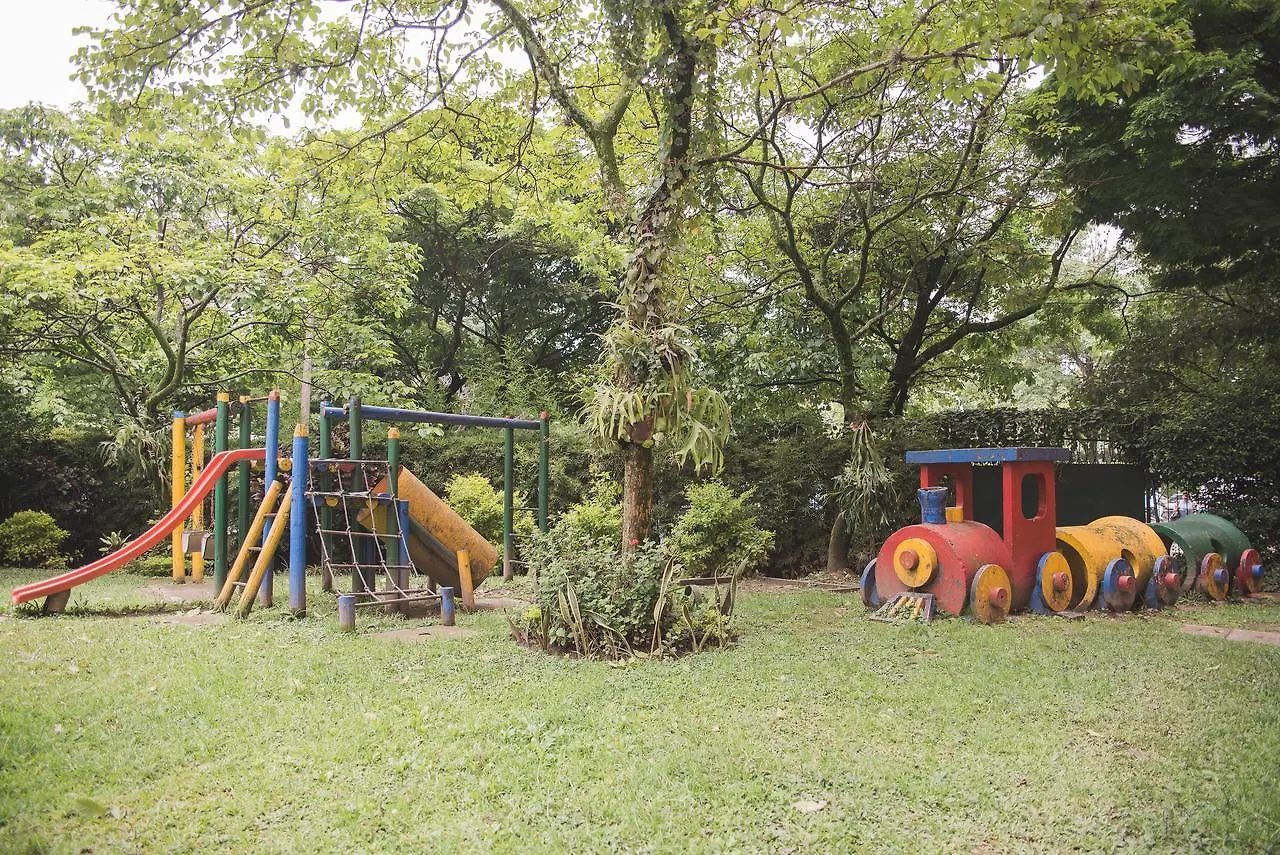 Apartamento En Medellin Alcazar De La Mota 0*,  Kolombiya